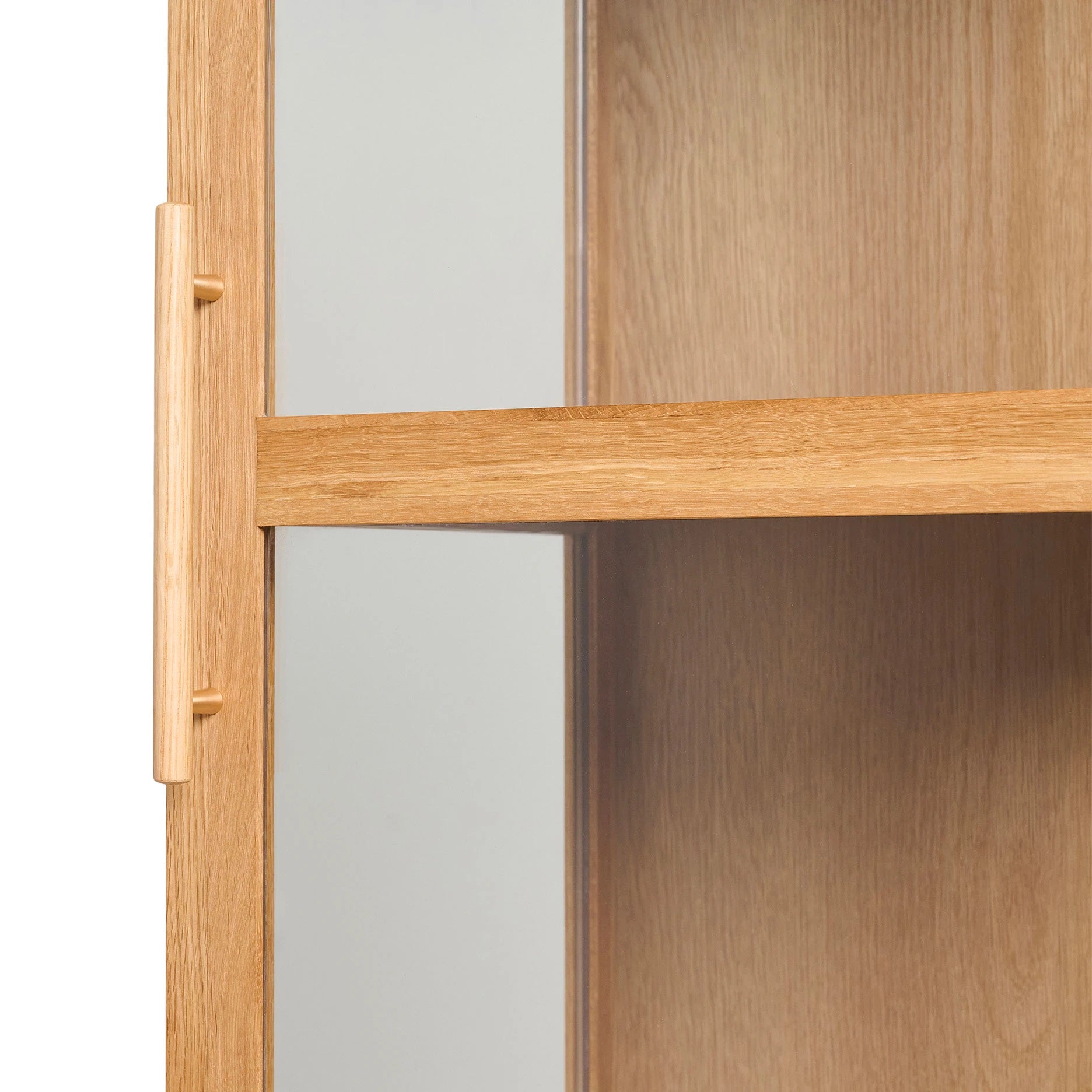 Akeru II VitrinenschrankH180xB45